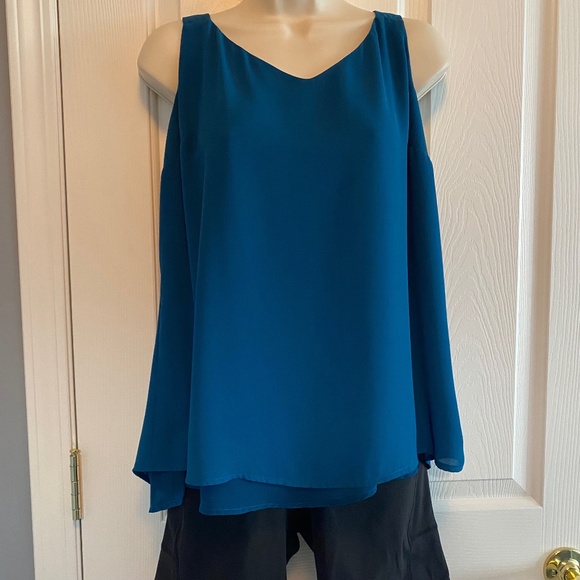 BUY 2 ITEMS GET 1 FREE - Ricki’s Teal Double Layer Sleeveless Blouse Sz L - Picture 1 of 6
